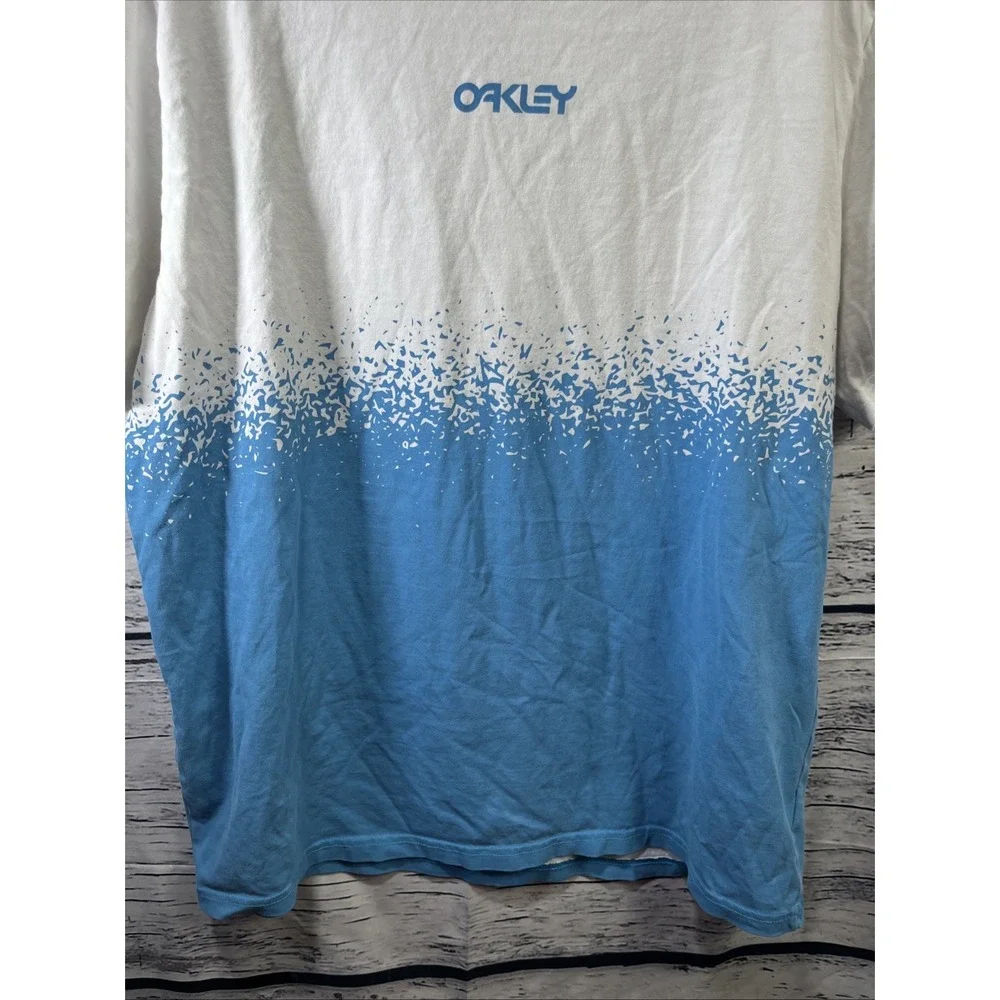Oakley T Shirt Uptown Downtown Pixel Gradient - White T Shirt Size L